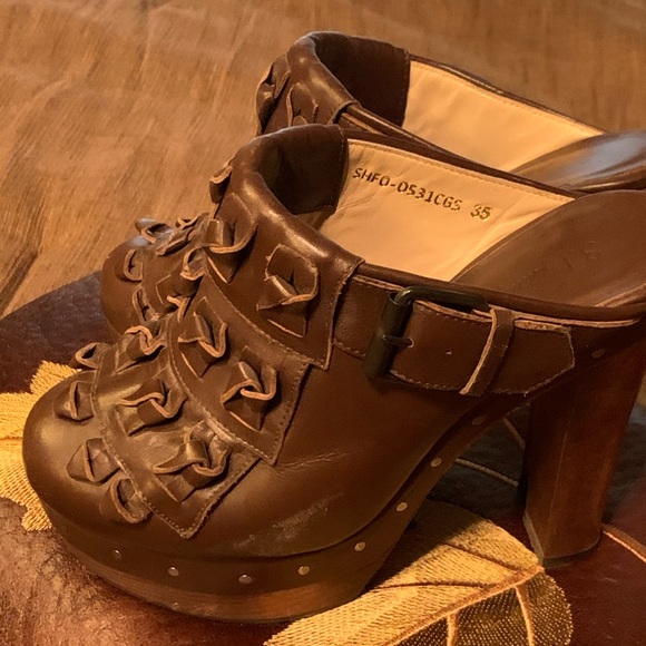 3.1 Phillip Lim leather designer clogs! - Picture 4 of 14